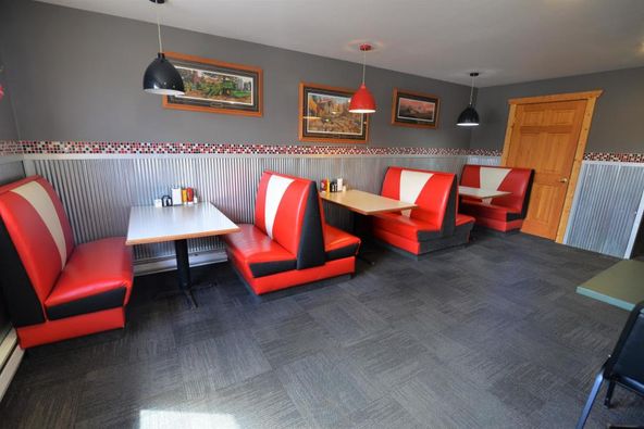 Toronto Café and Lounge: 485 Main Ave, Toronto, SD 57268